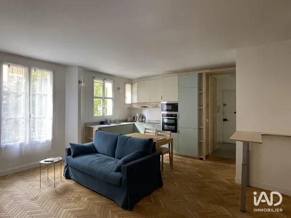 Appartement à COURBEVOIE (92400) photo 2