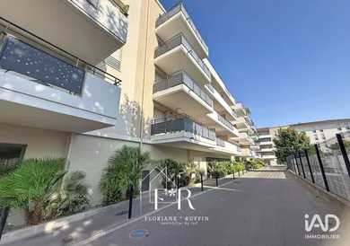 Appartement à AVIGNON (84000)