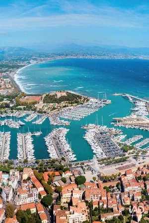 Appartement à ANTIBES (06600)