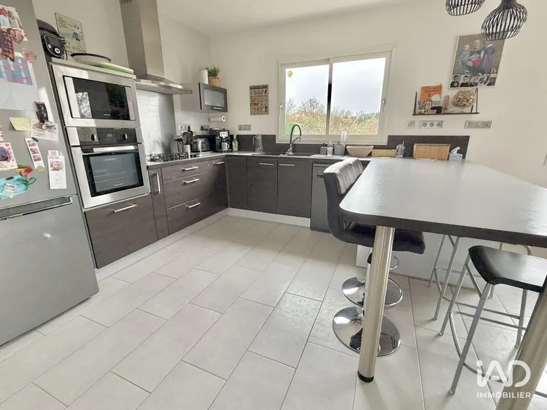 Maison 4 pièces 110 m² · à Saint-Pierre-Lafeuille · 110 m² · 273 000 €