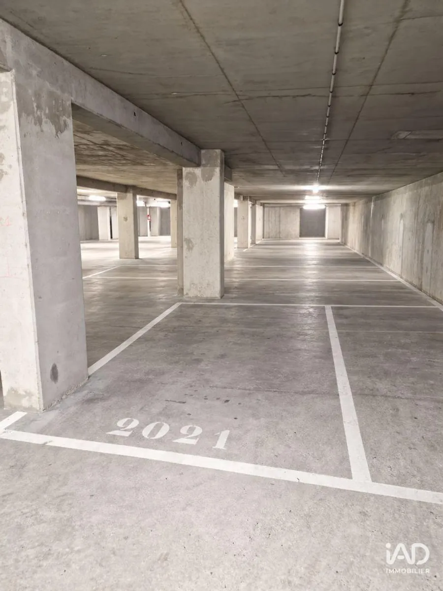 Parking à MANTES-LA-JOLIE (78200) photo 3