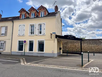 Immeuble à FONTAINEBLEAU (77300)