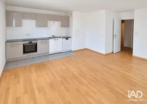 Appartement à RIS-ORANGIS (91130)