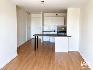 Appartement à ROMAINVILLE (93230)