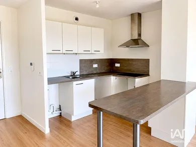 Appartement à ROMAINVILLE (93230)