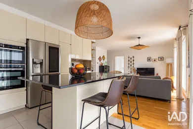 Appartement à SAINT-MANDÉ (94160)