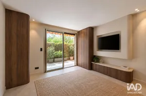Apartment in CANNES (06400)