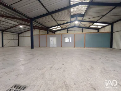 Boutique/Local commercial à SAINT-MEMMIE (51470)
