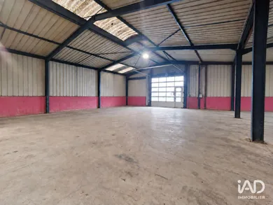 Boutique/Local commercial à SAINT-MEMMIE (51470)