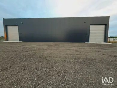Local d’activité à SAINT-GERMAIN-LAVAL (77130)