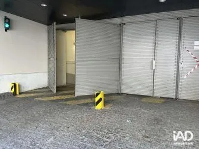 Parking à PARIS (75009)