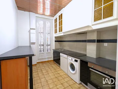 Appartement à MARSEILLE (13006)