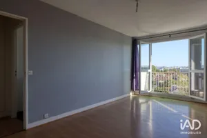 Apartment in CHATOU (78400)