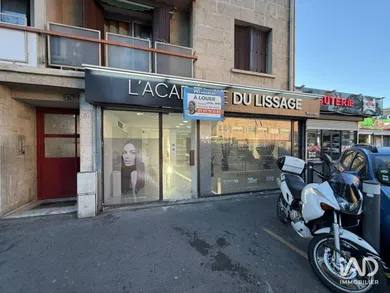 Commercial in MARSEILLE (13015)