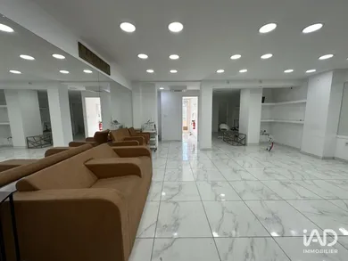 Commercial in MARSEILLE (13015)