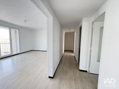Appartement à SAINT-RAPHAËL (83700)