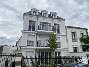 Appartement à COLOMBES (92700)
