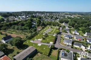 Land in SAINT-JEAN-BRÉVELAY (56660)