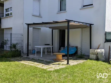 Apartment in BORDEAUX (33200)