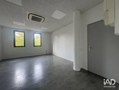 Office in BAILLY-ROMAINVILLIERS (77700)