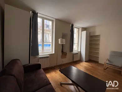 Appartement à PARIS (75012)