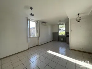 Apartment in LA VOULTE-SUR-RHÔNE (07800)
