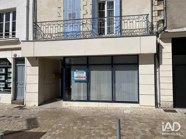 Local commercial 68 m² · à Ancenis-Saint-Géréon · 68 m² · 1 170 €/mois
