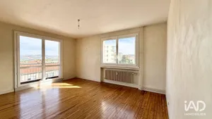 Apartment in SAINT-ÉTIENNE (42100)