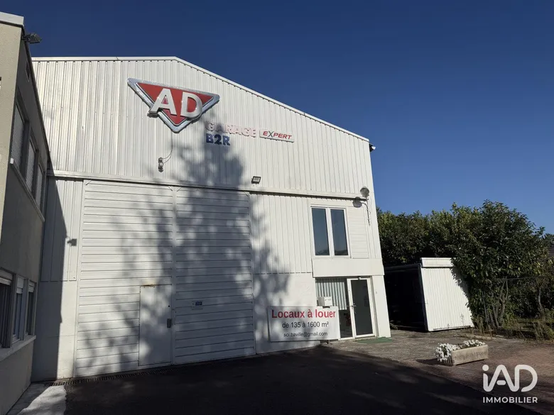 Local commercial 558 m² · à Boissy-sous-Saint-Yon · 558 m² · 4 010 €/mois