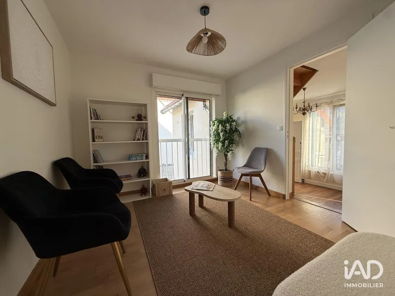 Local commercial 24 m² · à Brunoy · 24 m² · 935 €/mois