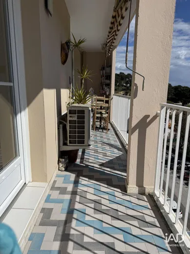 Appartement à TOULON (83200)
