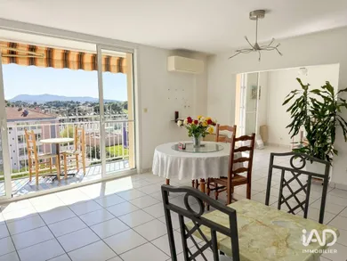 Appartement à TOULON (83200)
