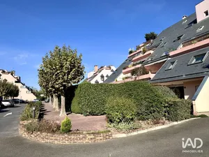 Appartement à ÉRAGNY (95610)