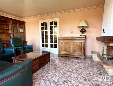 Apartment in ÉRAGNY (95610)