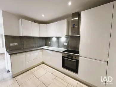 Appartement à SAINT-JULIEN-EN-GENEVOIS (74160)