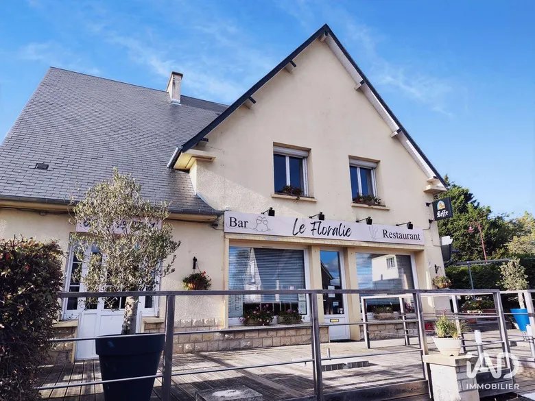 Local commercial 5 pièces 270 m² · à Évrecy · 270 m² · 87 000 €