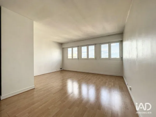 Appartement à PARIS (75020) photo 2