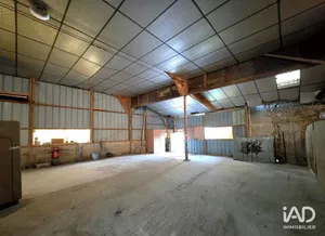Garage à ESSARTS EN BOCAGE (85140)