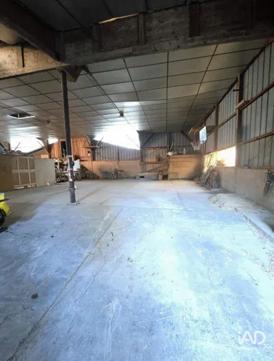 Garage à ESSARTS EN BOCAGE (85140)