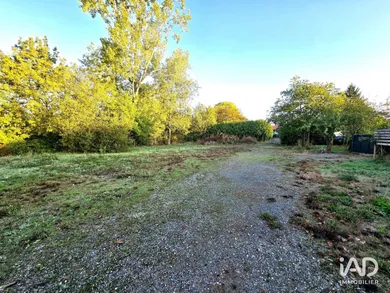 Garage à ESSARTS EN BOCAGE (85140)