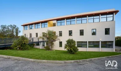 Bureaux à AIX-EN-PROVENCE (13290)
