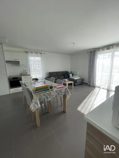 Appartement à SALON-DE-PROVENCE (13300)