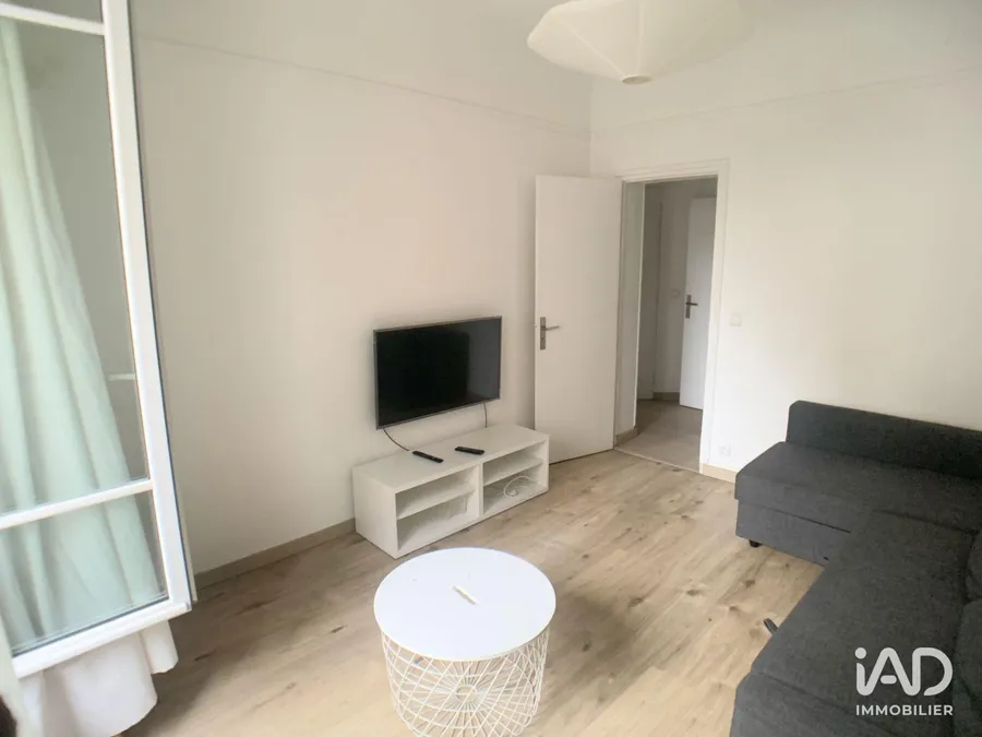 Appartement à CLICHY (92110) photo 3