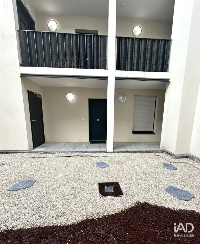 Local commercial 50 m² · à Lagny-sur-Marne · 50 m² · 953 €/mois