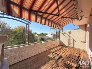 Appartement à CHAMPS-SUR-MARNE (77420)