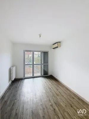 Apartment in MARSEILLE (13007)