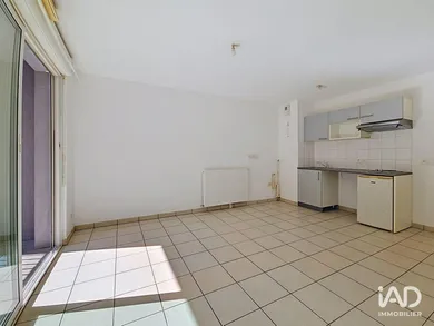 Appartement à BÈGLES (33130)