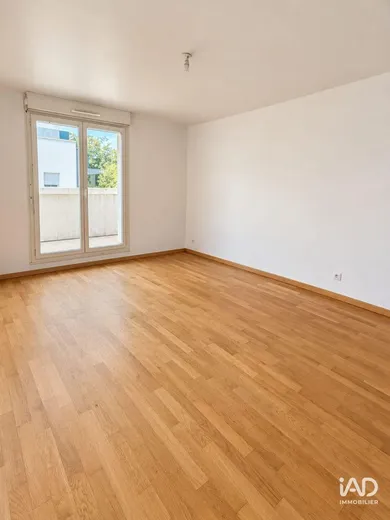 Apartment in RIS-ORANGIS (91130)