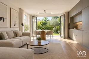 Appartement à ROISSY-EN-BRIE (77680)