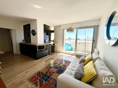 Appartement à VAUX-SUR-MER (17640)